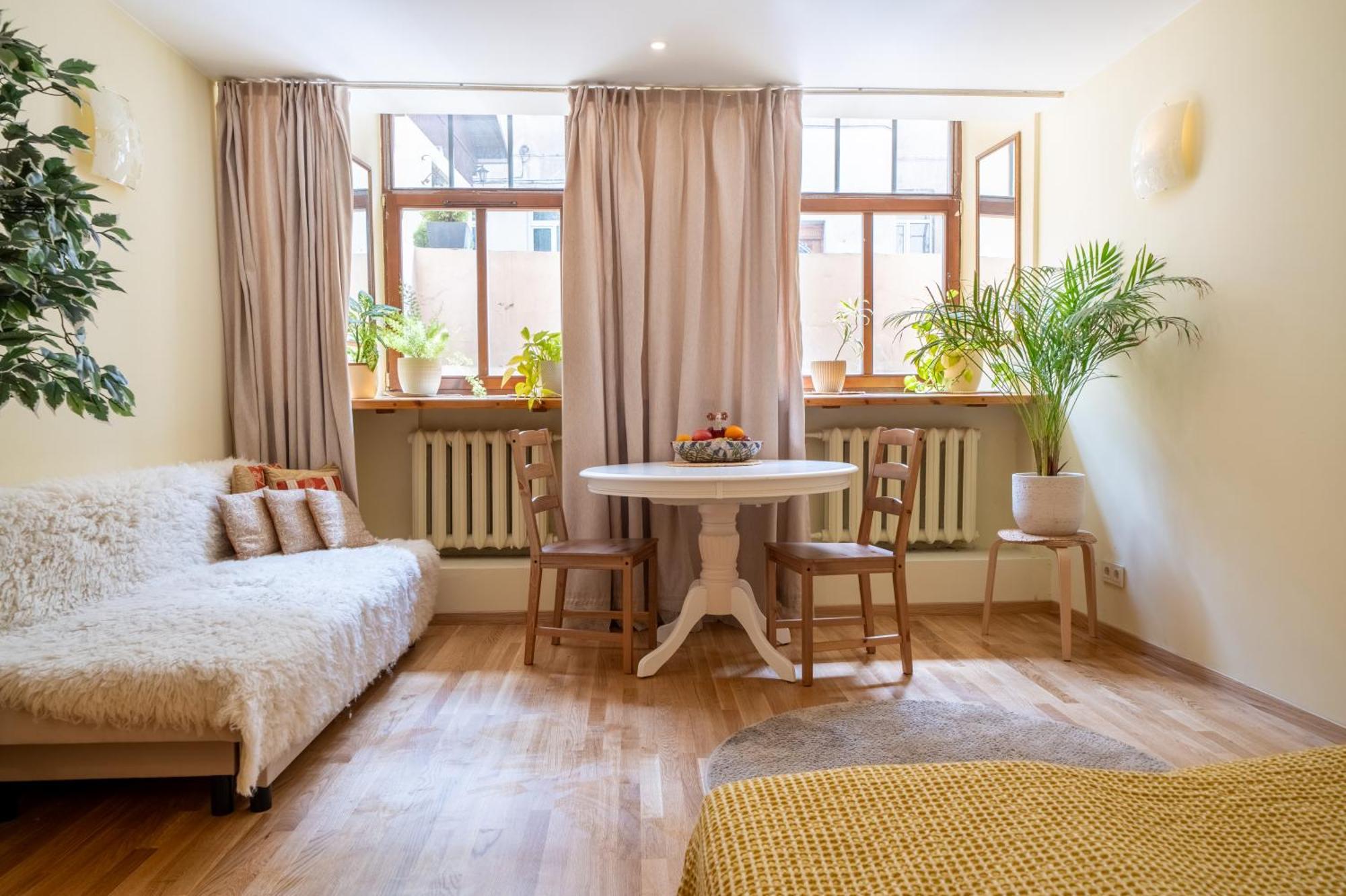 Cozy Suite With Inner Yard VNO Eksteriør billede