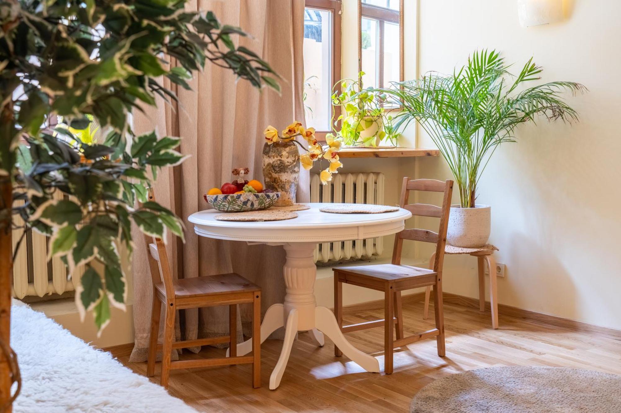Cozy Suite With Inner Yard VNO Eksteriør billede
